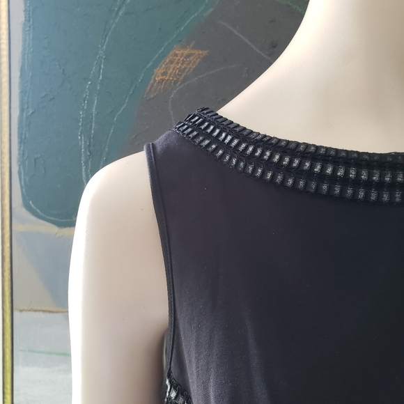 Tadashi Shoji | Jersey Gown with Foil Print Detail - Picture 6 of 14